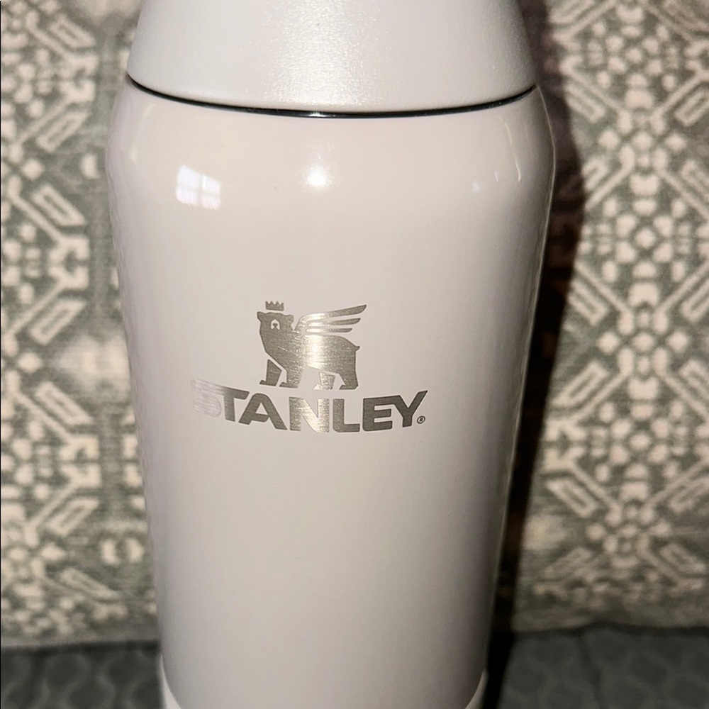 Stanley 34oz All Day Slim Bottle Ash NWT - Picture 2 of 10